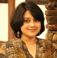 Author Photo FINAL- Chitra Viraraghavan